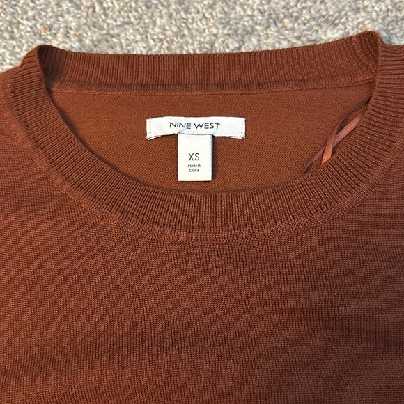 💖Nine West // copper colored crew sweater with white stripe detail at wrists - Picture 2 of 4